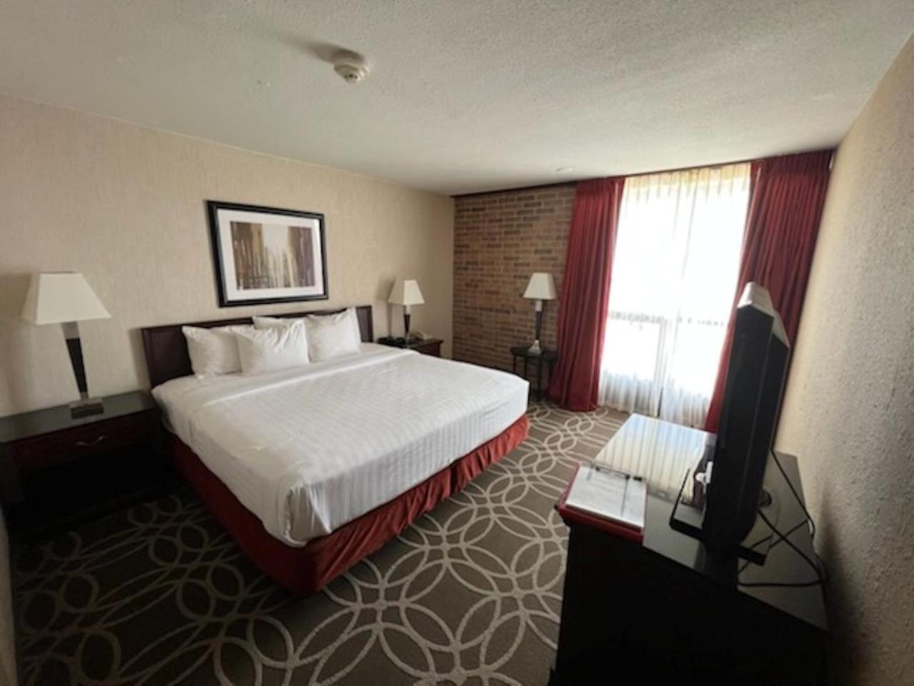 Hotel Lotus Kansas City Merriam Exterior foto